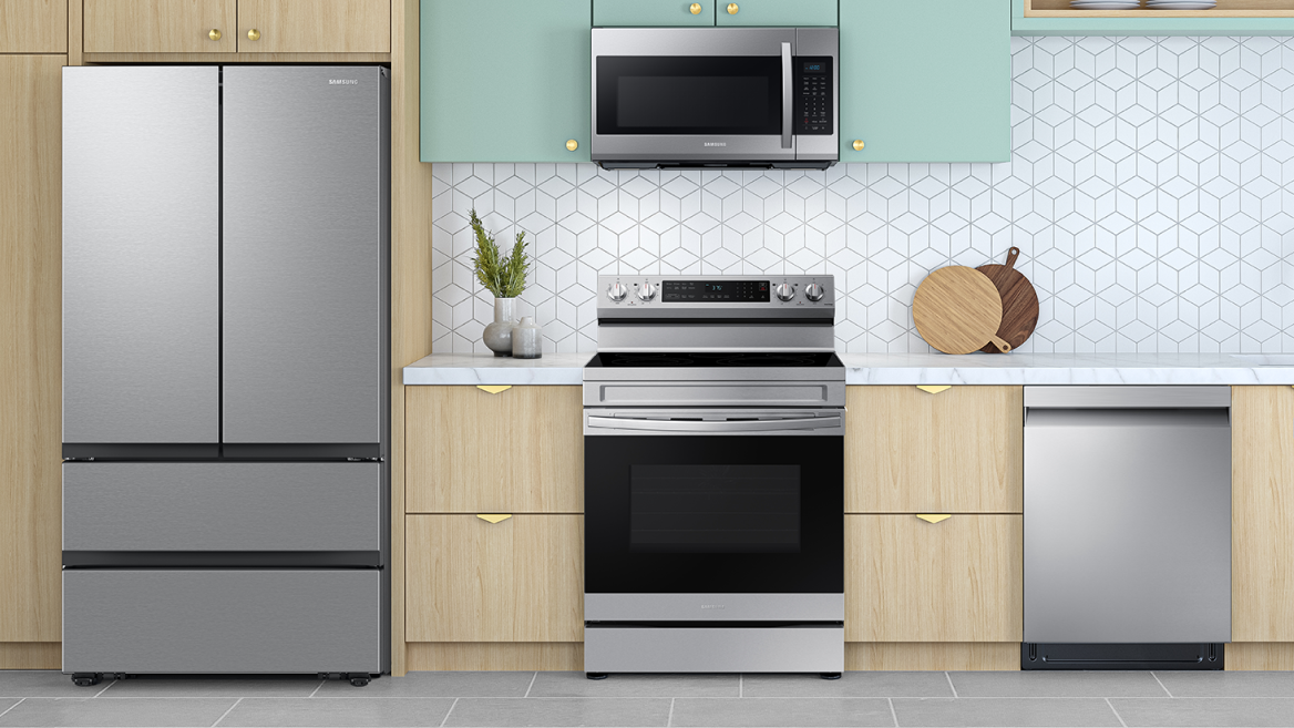 Stove and refrigerator deals set